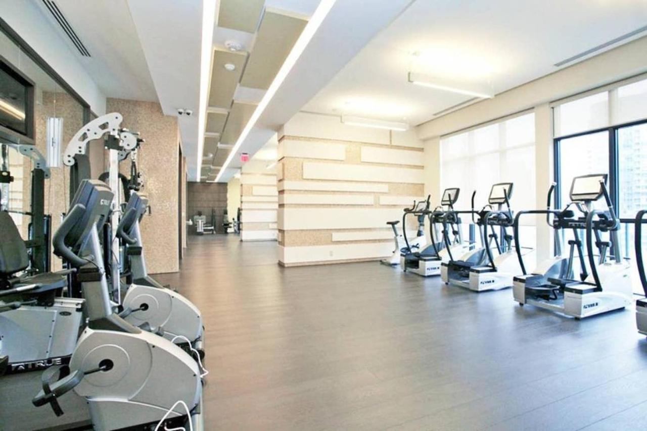 Villa Stunning Views Of Downtown - Luxury High Rise With King Bed! à Toronto Extérieur photo